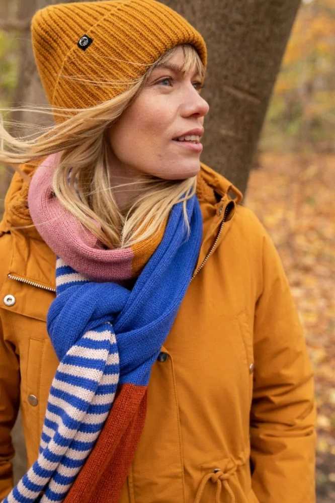 Danefae Daneboa Scarf Happy