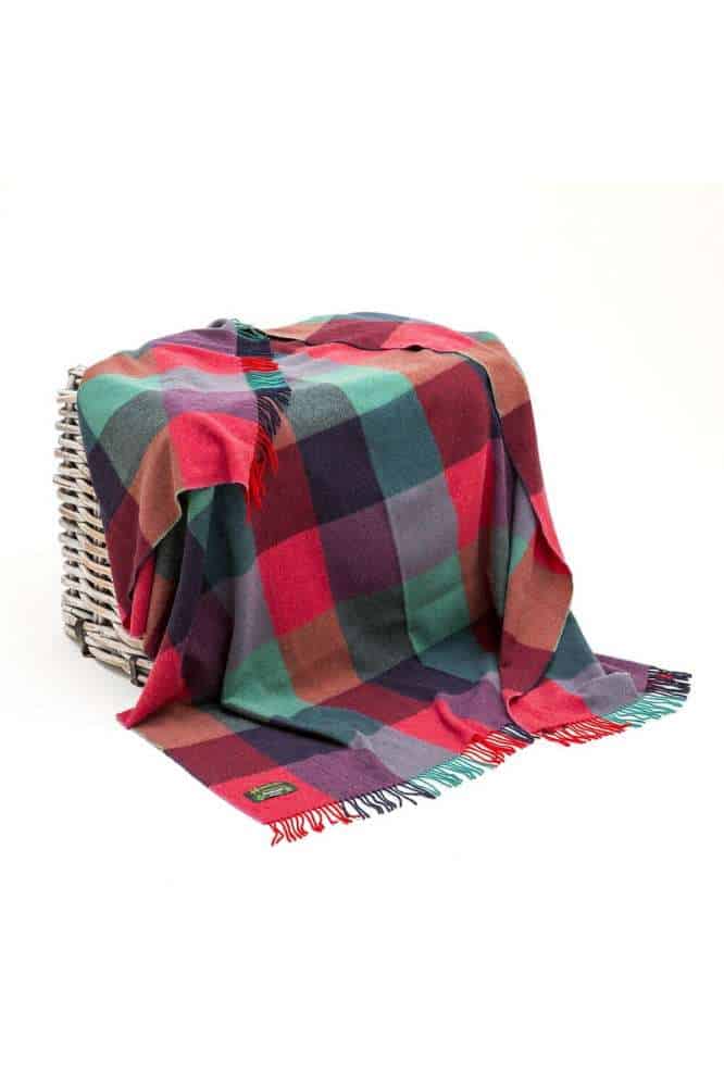 John Hanly Lambswool Throw 619