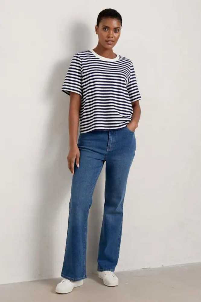 Seasalt Cornwall Highmore Jean Mid Wash Tide - La Vie en Rose Damesmode