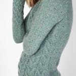 Irelands Eye Horseshoe Cable V Neck Ocean Mist - La Vie en Rose Damesmode