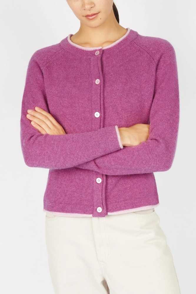 IrelandsEye Knitwear Killiney Cardigan Boysen Berry - La Vie en Rose Damesmode