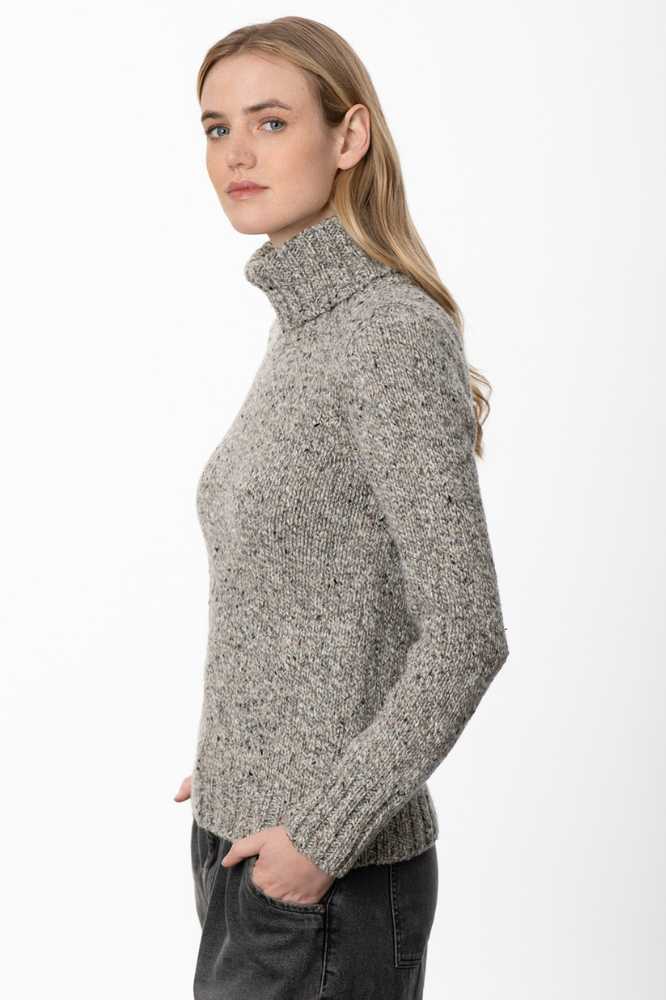 Fisherman out of Ireland Polo Neck Sweater Porridge FSS72M 215 - La Vie en Rose Damesmode