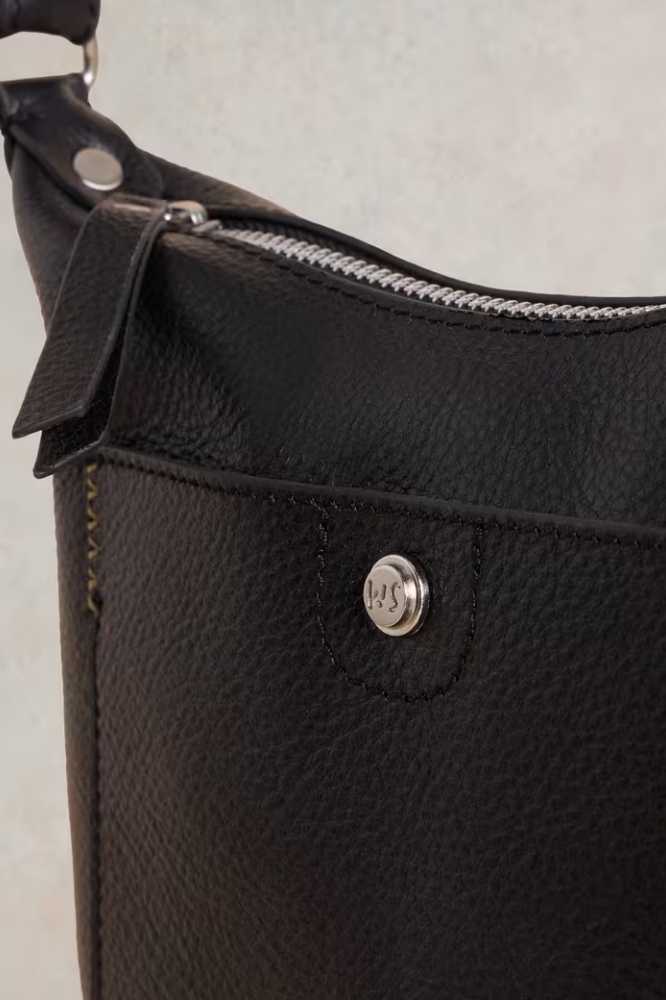 White Stuff Mini Fern Leather Crossbody Pure Black - La Vie en Rose Damesmode