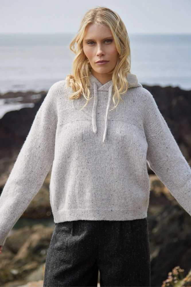 Fisherman out of Ireland Whisper Merino-Cashmere Hoodie Oyster SL911T - La Vie en Rose Damesmode