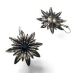 Daisies Silver Black (2)
