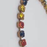 Nell Bijoux Luna Matte Gold L003 - La Vie en Rose Damesmode (6) Details Luna Matte Gold L103 Orange and Gold: Lengte: ca. 49 cm, inclusief sluiting en het verlengstukje Sluiting: Lobster sluiting Kristallen: Swarovski Metaalkleur: Matte Gold Nikkelvrij: Ja SKU/ProductID: L103 Maat model: Eén maat, ca. 49 cm