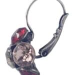 Model Hanging Flower en model Myra zijn hetzelfde.