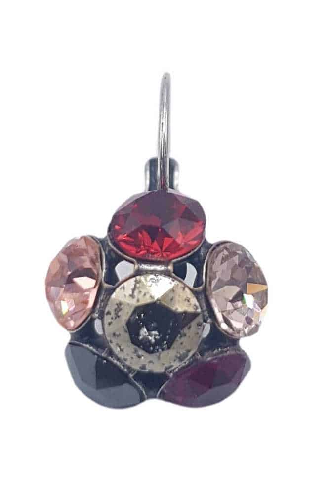 Model Hanging Flower en model Myra zijn hetzelfde.