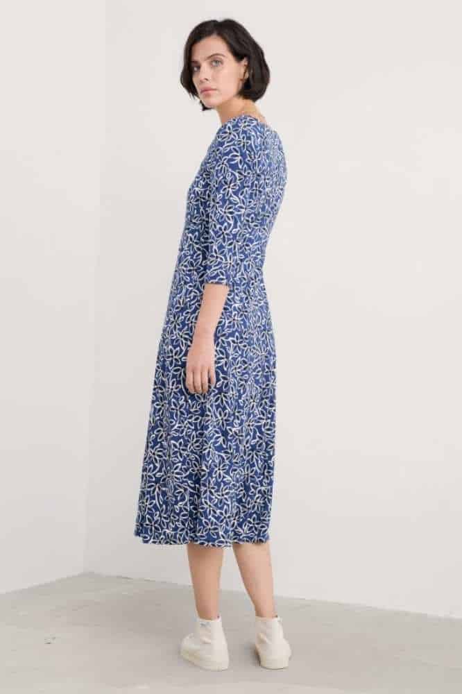 Seasalt Cornwall Secret Cove Dress Harbour Floral Washed Marine - La Vie en Rose Damesmode