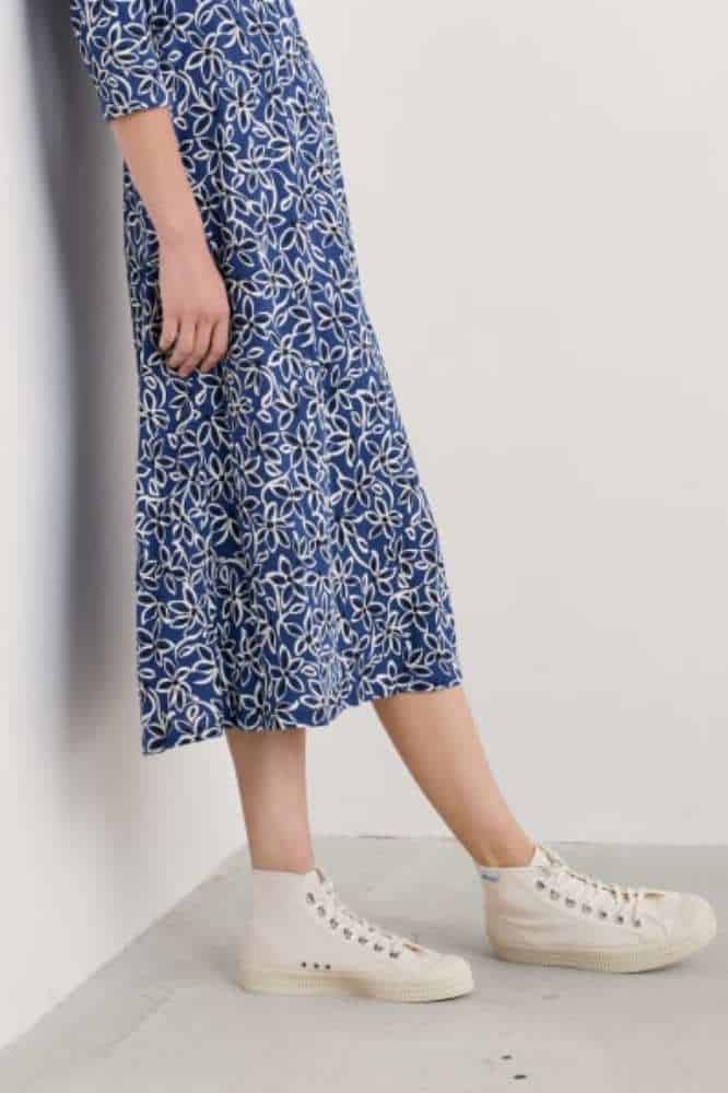 Seasalt Cornwall Secret Cove Dress Harbour Floral Washed Marine - La Vie en Rose Damesmode
