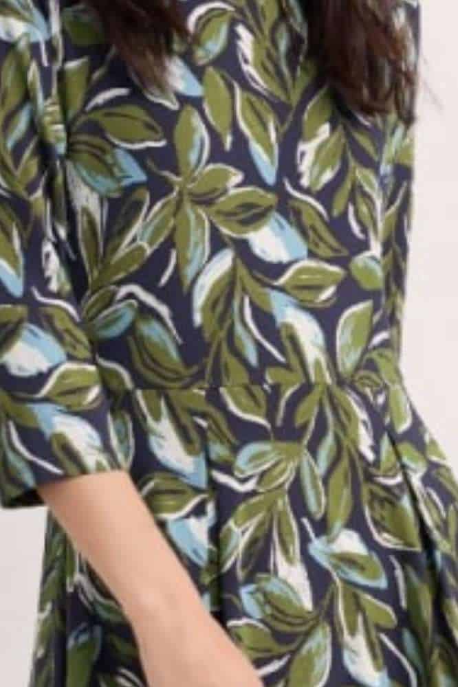 Seasalt Cornwall Wild Bouquet Dress Tonal Leaves Maritime - La Vie en Rose Damesmode (2)