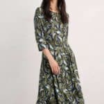 Seasalt Cornwall Wild Bouquet Dress Tonal Leaves Maritime - La Vie en Rose Damesmode (2)