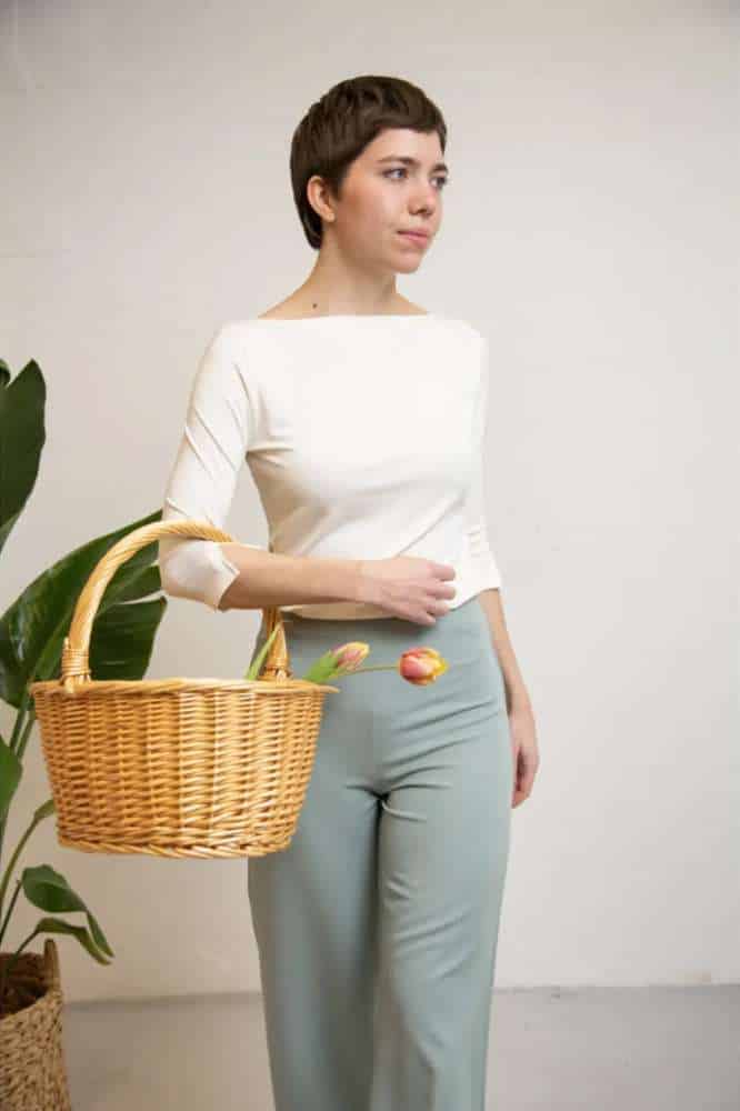 Very Cherry Boatneck Top Ecru Tricot Deluxe - La Vie en Rose Damesmode