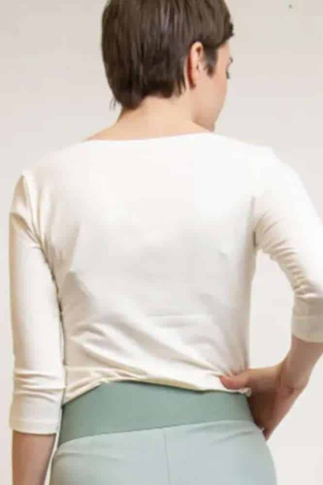 Very Cherry Boatneck Top Ecru Tricot Deluxe - La Vie en Rose Damesmode