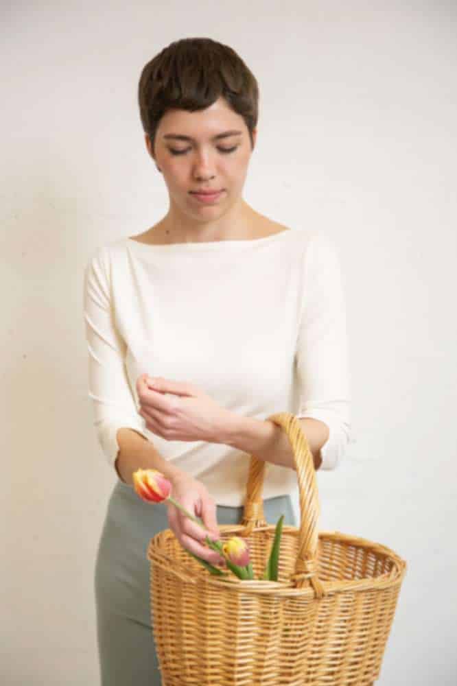 Very Cherry Boatneck Top Ecru Tricot Deluxe - La Vie en Rose Damesmode