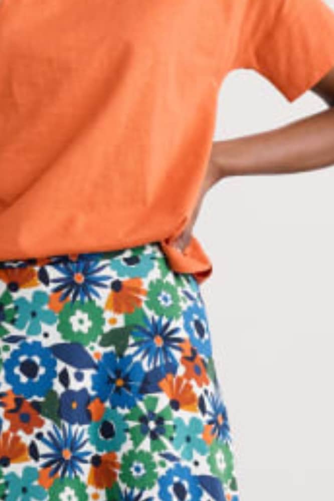 Seasalt Cornwall Rose Skirt Knee Screenprint Floral Chalk - La Vie en Rose Damesmode