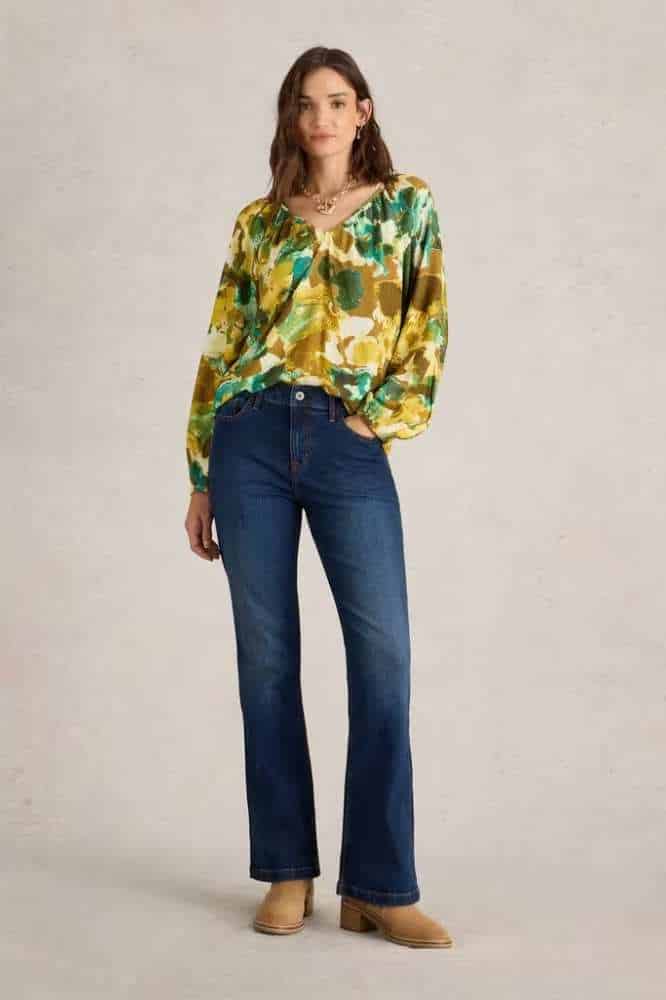 White Stuff Harriet Bootcut Jeans Mid Denim - La Vie en Rose Damesmode