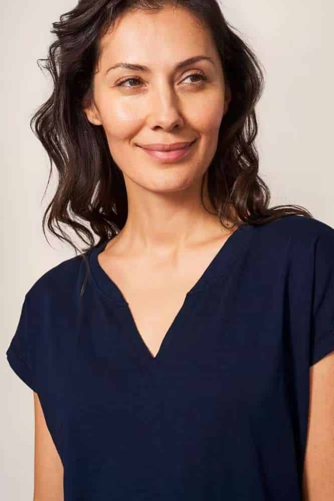 White Stuff Nelly Notch Tee Dark Navy - La Vie en Rose Damesmode