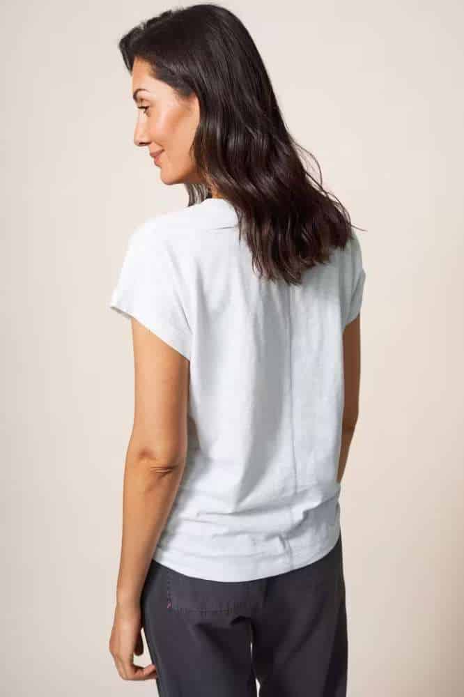 White Stuff Nelly Notch Tee Natural White- La Vie en Rose Damesmode