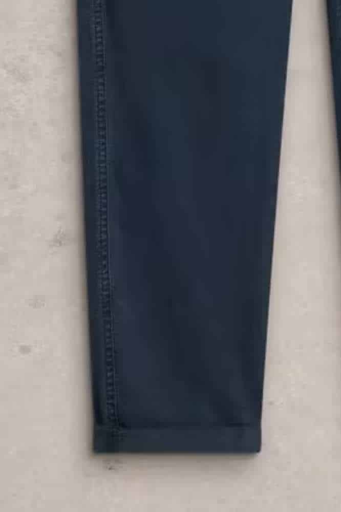 White Stuff Twister Chino Trouser Dark Navy - La Vie en Rose Damesmode