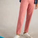 White Stuff Twister Chino Trouser Mid Red - La Vie en Rose Damesmode