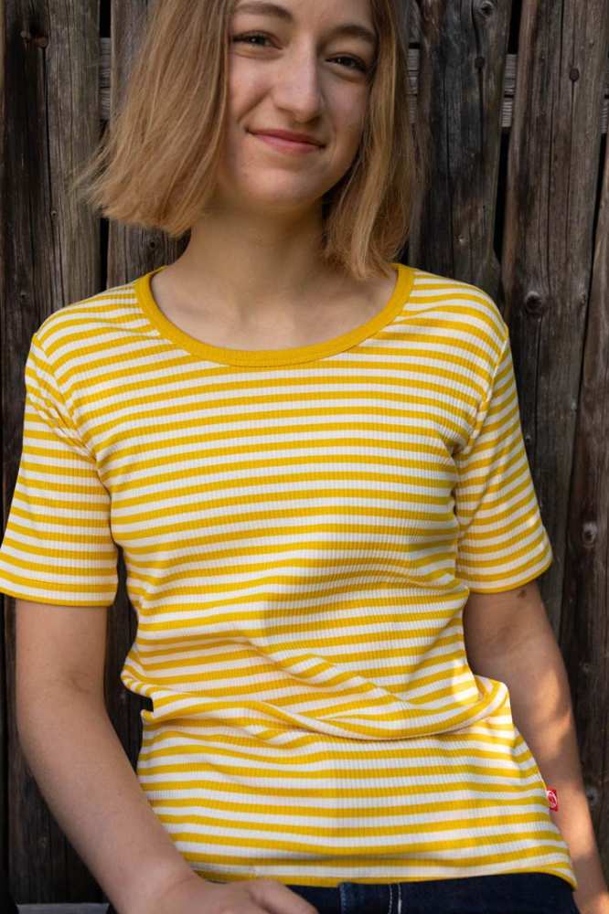 Danefae Danerolemodel Ribbing Tee Faded Yellow Chalk - La Vie en Rose Damesmode