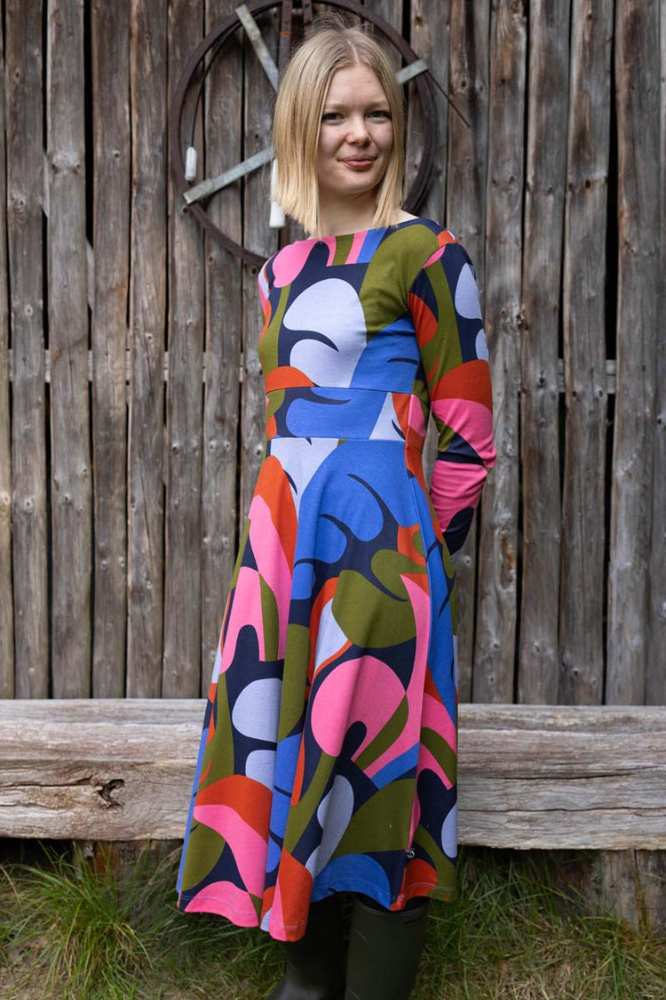 Danefae Danesigrid Interlock Dress Dark Navy Trops- La Vie en Rose Damesmode