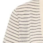 51COT20.123 Normale prijsAanbiedingsprijs€84,95 Colour:Stripe Ruby Size:XS Beschikbaarheid in onze winkels Kort organisch katoenen vest met korte mouwen tot aan de elleboog. Het vest is gemaakt van een fijn breisel en heeft een uit stipjes bestaand streeppatroon. Het vest heeft geen sluiting en wordt open gedragen. De mouwen en randen rondom zijn afgewerkt met een boord. Samenstelling: 100% cotton (organic). Lengte in maat L: 56 cm.