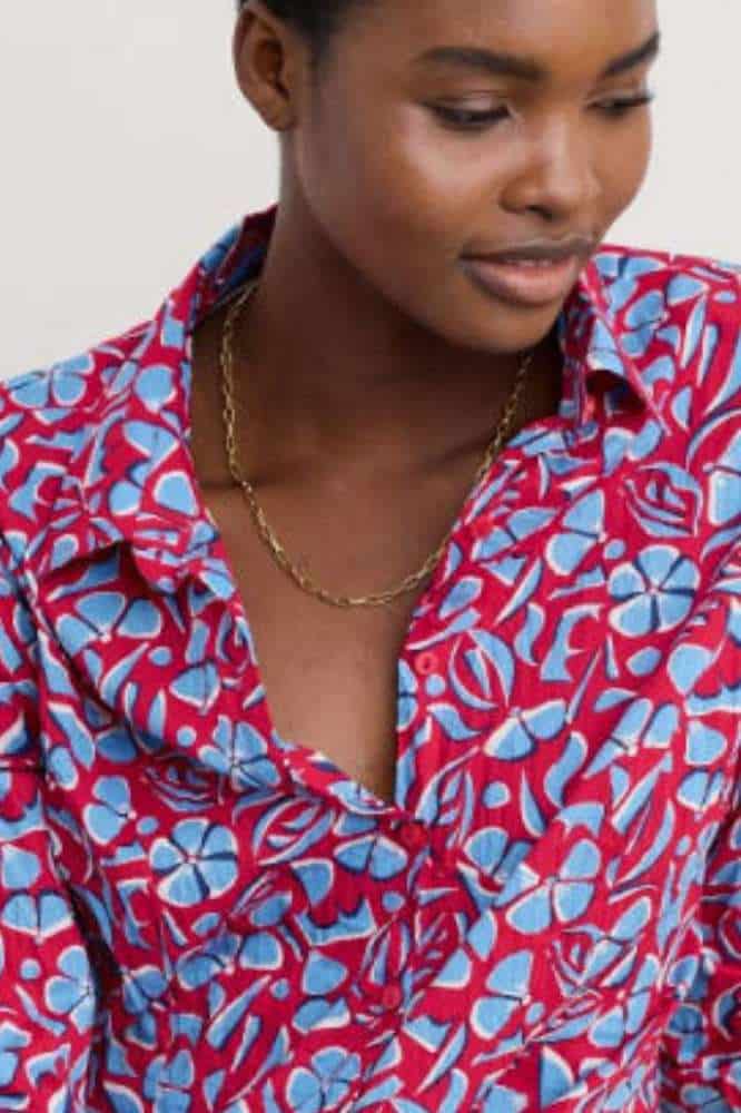 Seasalt Cornwall Larissa Shirt Collaged Floral Scarlet - La Vie en Rose Damesmode