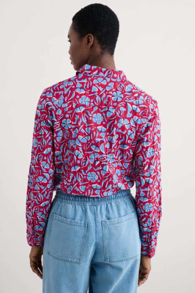 Seasalt Cornwall Larissa Shirt Collaged Floral Scarlet - La Vie en Rose Damesmode