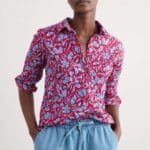 Seasalt Cornwall Larissa Shirt Collaged Floral Scarlet - La Vie en Rose Damesmode