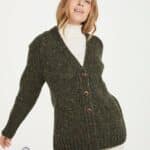 Aran Woollen Mills Ladies Donegal Cardigan Side Pockets Green - La Vie en Rose Damesmode
