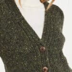 Aran Woollen Mills Ladies Donegal Cardigan Side Pockets Green - La Vie en Rose Damesmode