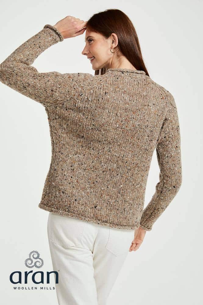 Aran Woollen Mills Ladies Roll Neck Raglan Crew Light Honey - La Vie en Rose Damesmode