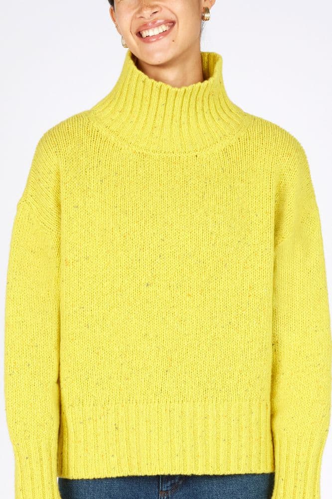 IrelandsEye The Paige Polo Neck Buttercup - La Vie en Rose Damesmode (1)