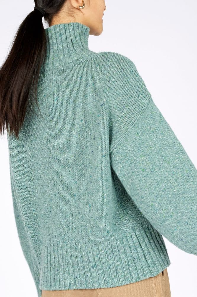 IrelandsEye The Paige Polo Neck Ocean Mist - La Vie en Rose Damesmode