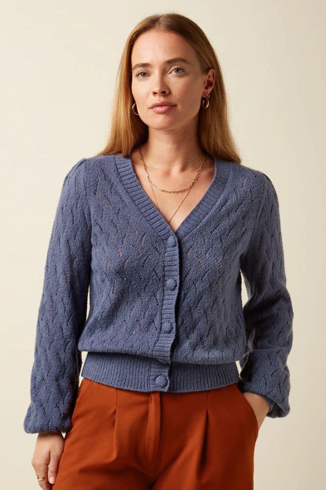 King Louie Cardi V Farfalle Shadow Blue - La Vie en Rose Damesmode