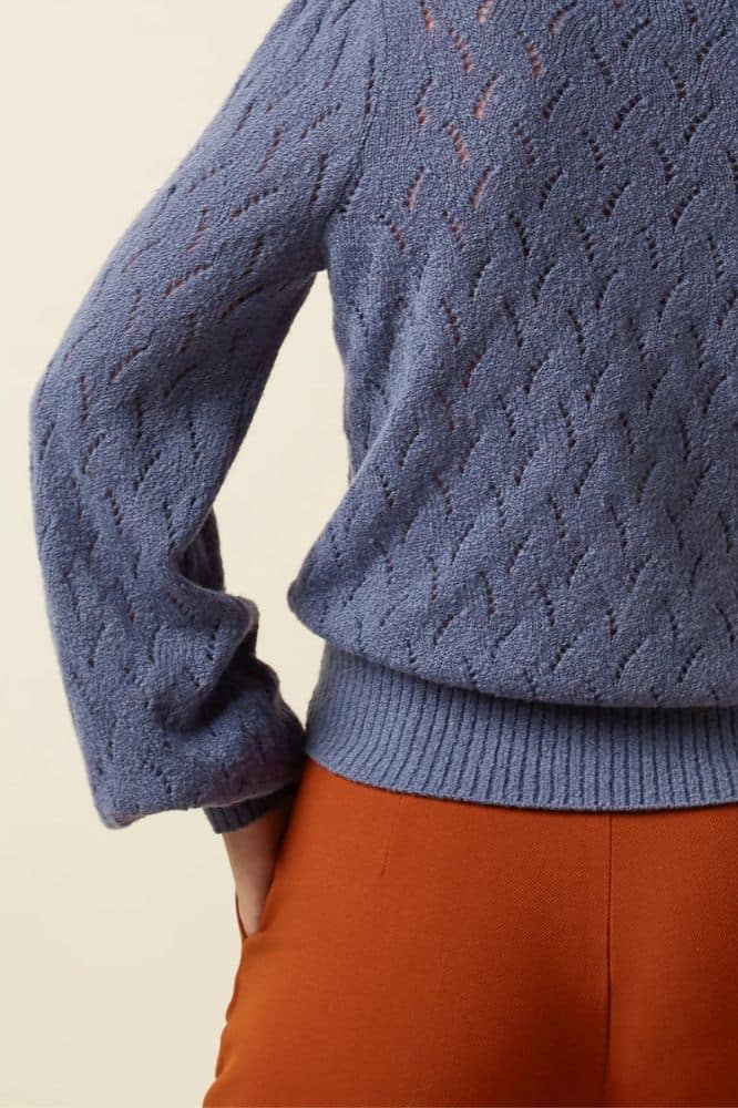 King Louie Cardi V Farfalle Shadow Blue - La Vie en Rose Damesmode