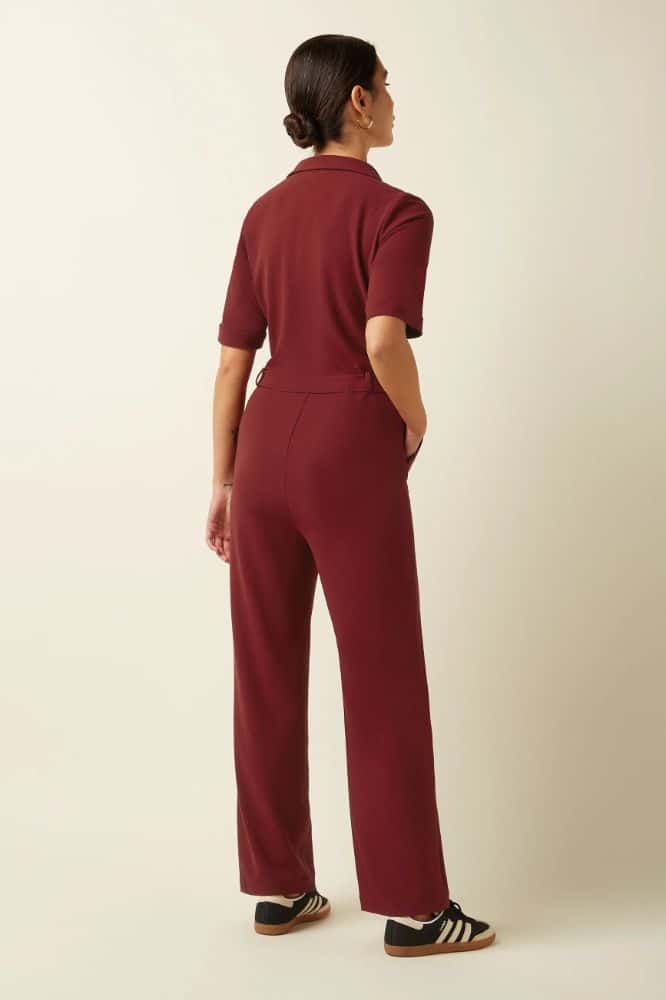 King Louie Doris Jumpsuit Woven Crepe Cabernet Red - La Vie en Rose Damesmode