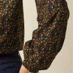 King Louie Maisie Blouse Mirth Jersey Rhodonite Blue - La Vie en Rose Damesmode