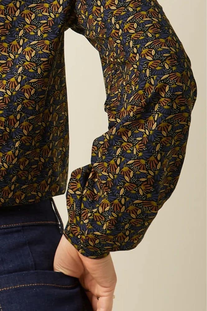 King Louie Maisie Blouse Mirth Jersey Rhodonite Blue - La Vie en Rose Damesmode