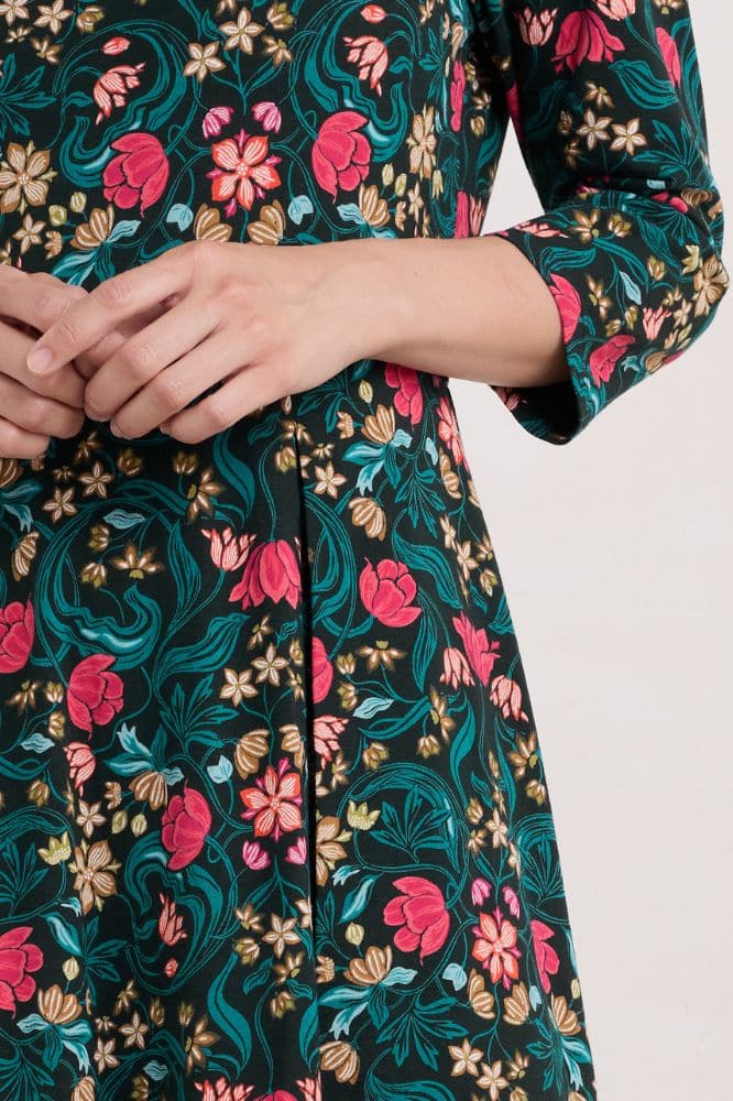 Seasalt Cornwall Wild Bouquet Dress Mirrored Floral Tehidy - La Vie en Rose Damesmode