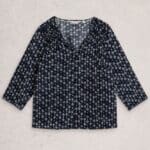 White Stuff Rae Organic Cotton Top Nay Print- La Vie en Rose Damesmode