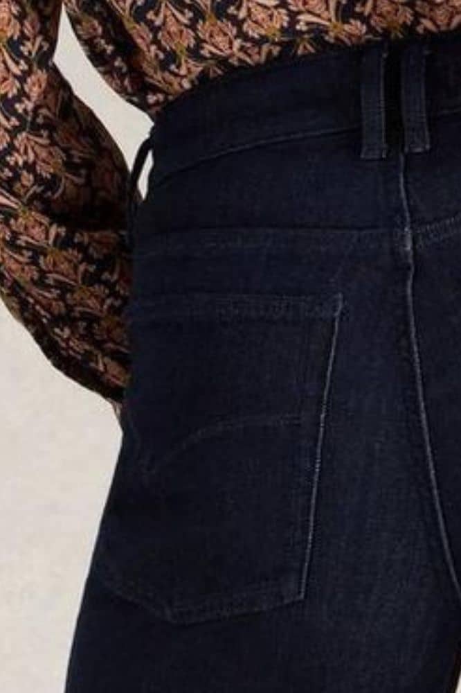 White Stuff Taylor Straight Jeans Dark Denim - La Vie en Rose Damesmode