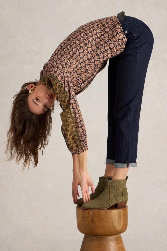 White Stuff Taylor Straight Jeans Dark Denim - La Vie en Rose Damesmode