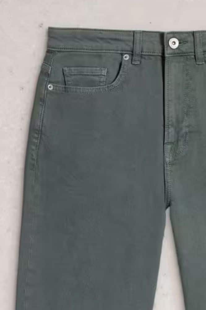 White Stuff Tilly Tapered Jeans Mid Green - La Vie en Rose Damesmode