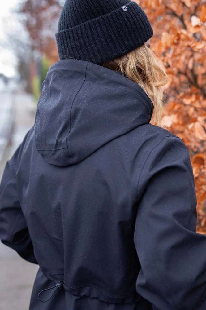 Danefae The Danedogwalker Raincoat Black - La Vie en Rose Damesmode