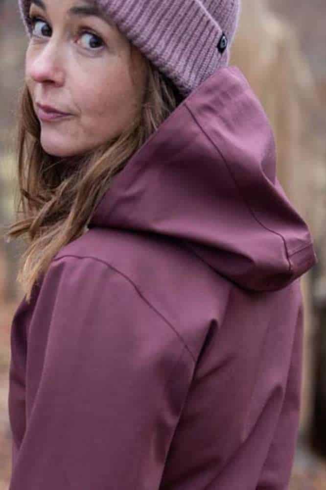 Danefae The Danedogwalker Raincoat Dark Merlot - La Vie en Rose Damesmode