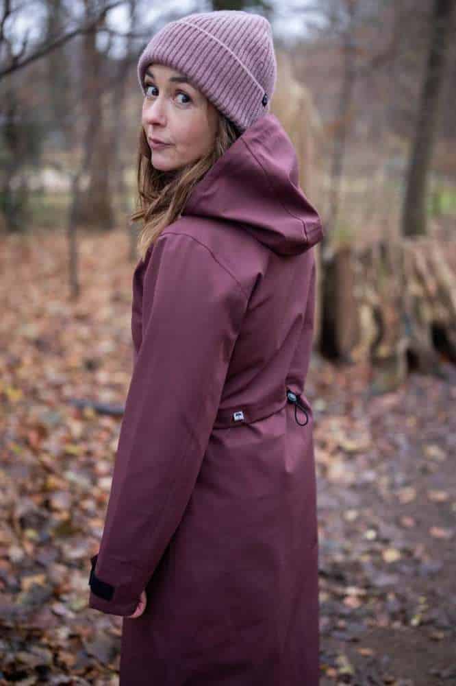 Danefae The Danedogwalker Raincoat Dark Merlot - La Vie en Rose Damesmode