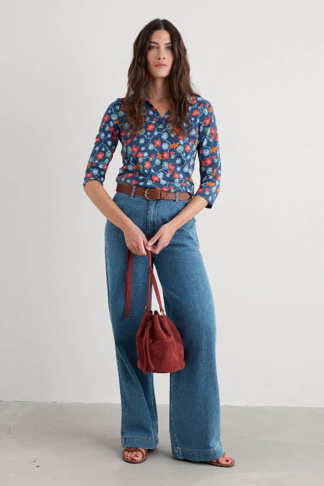 Seasalt Cornwall Wavecrest Shirt in GOTS-Certified Organic Cotton Jersey Winding Nasturtiums Squall - La Vie en Rose Damesmode